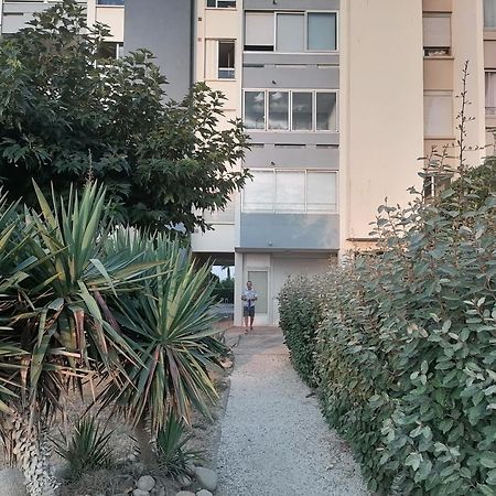 Ground Floor Studio With Access To Beach And Pool Ле Баркарес Номер фото